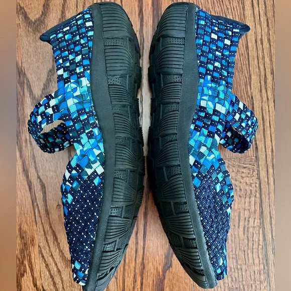 Lady Godiva Slip On Stretch Women’s Shoes - Picture 6 of 7